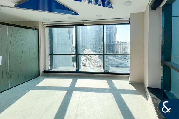 Fitted | Prime Location | Panoramic Views